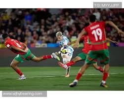 数据平平却亮点足 杨瀚森首秀显潜力 在NBA未来可期